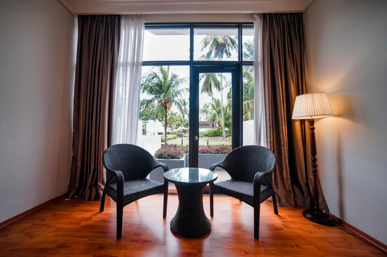 Tunamaya Beach & Spa Resort- Desaru Extérieur photo